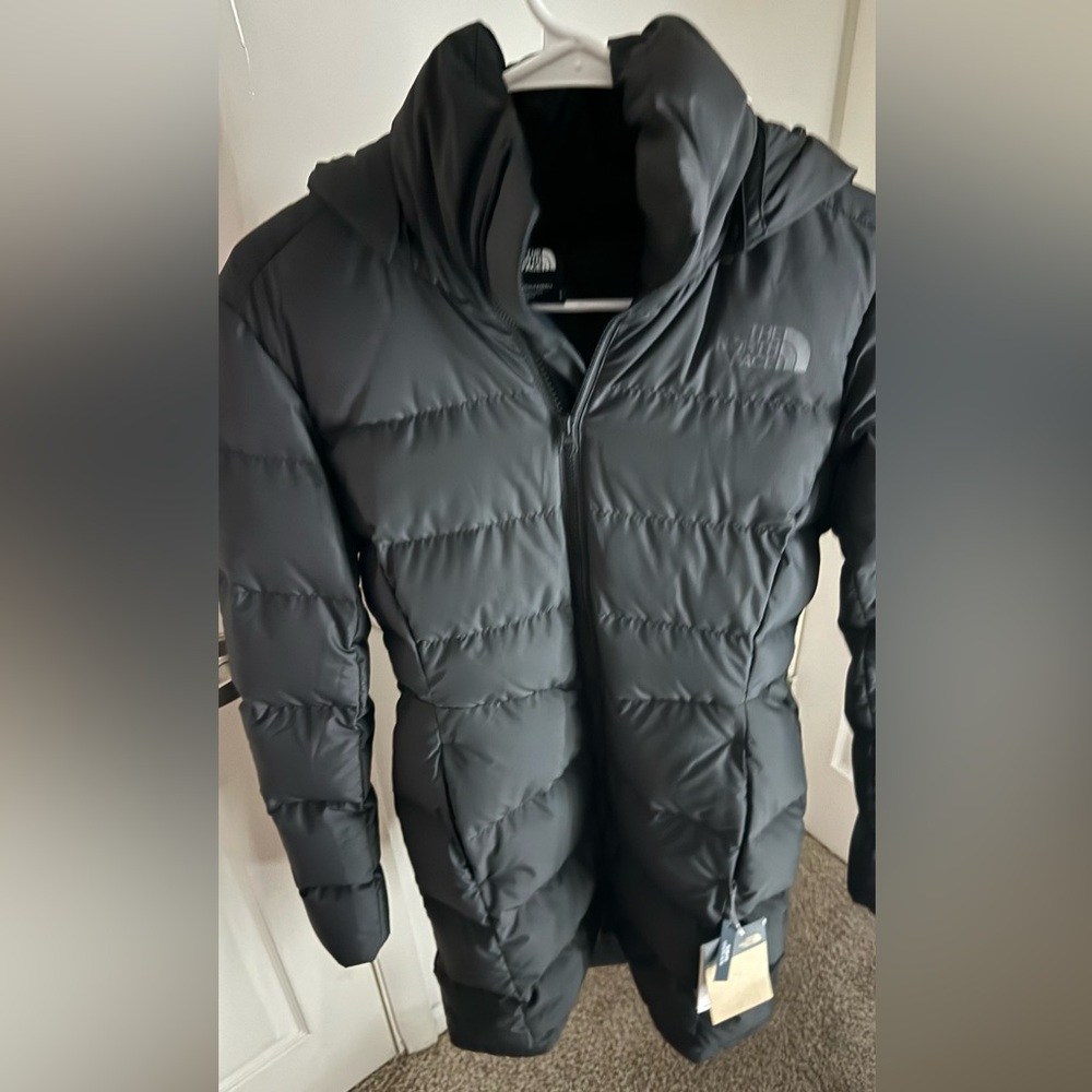 north face slim fit coat, size small.